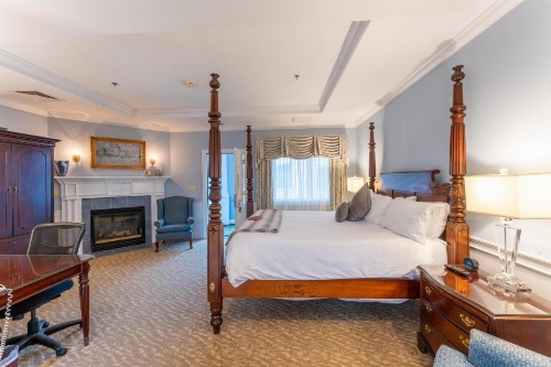 Dan'l Webster Inn and Spa image 12